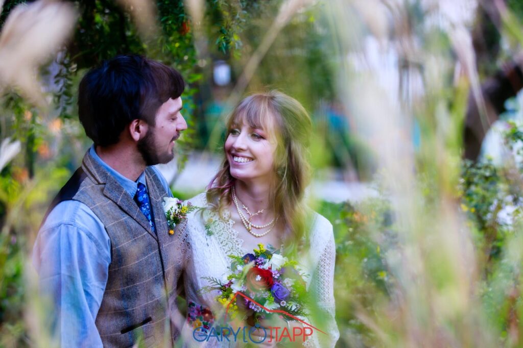 Wedding romantics in the Botanical Gardens Gibraltar